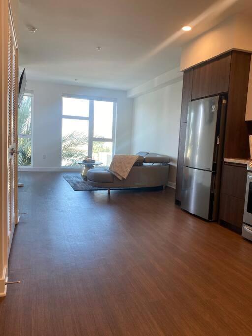 Apartament Relax On Wilshire With A View Los Angeles Zewnętrze zdjęcie